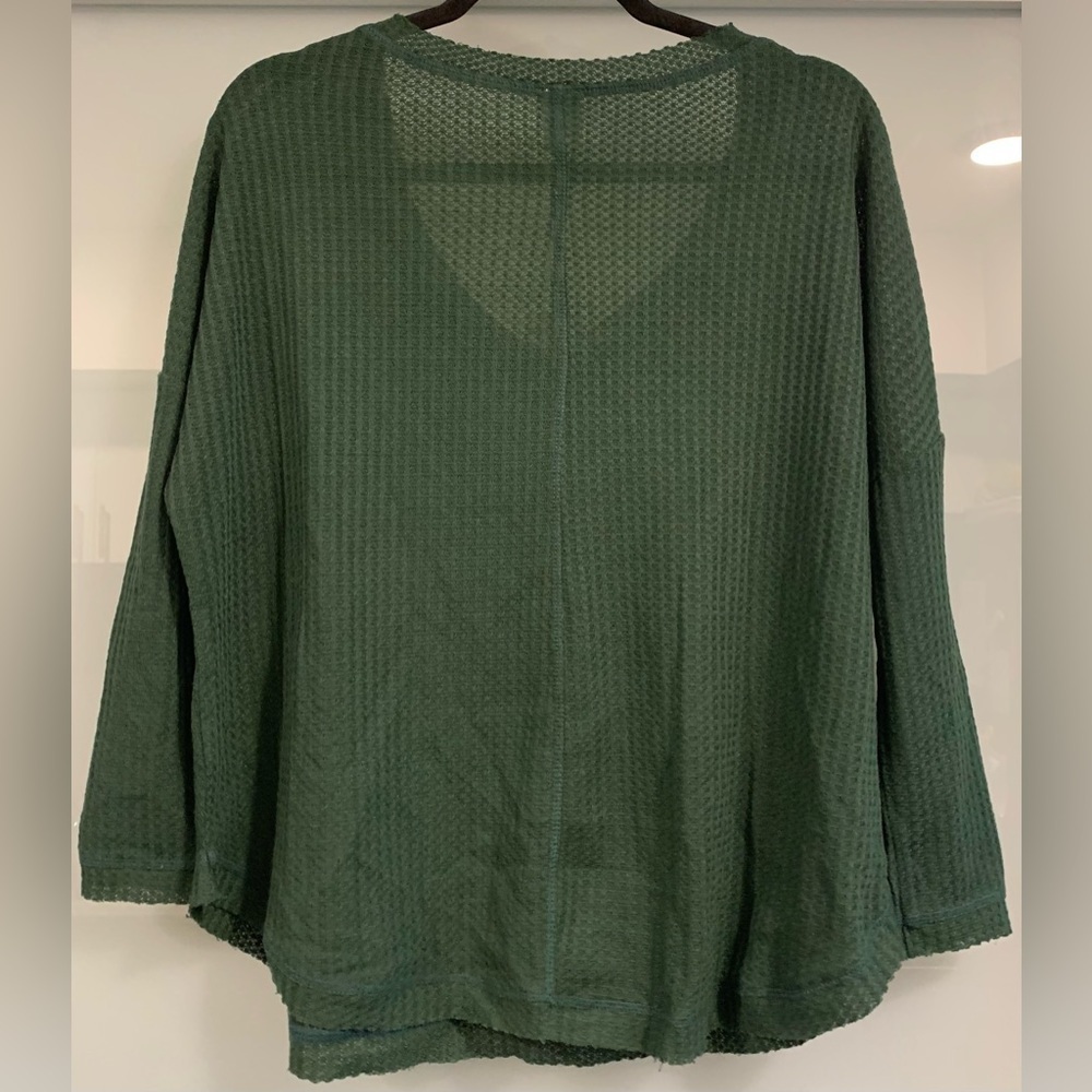 NWT, Flawless, Forest Green Waffle V-Neck T with Drop Sleeves, Size Small - Picture 6 of 7